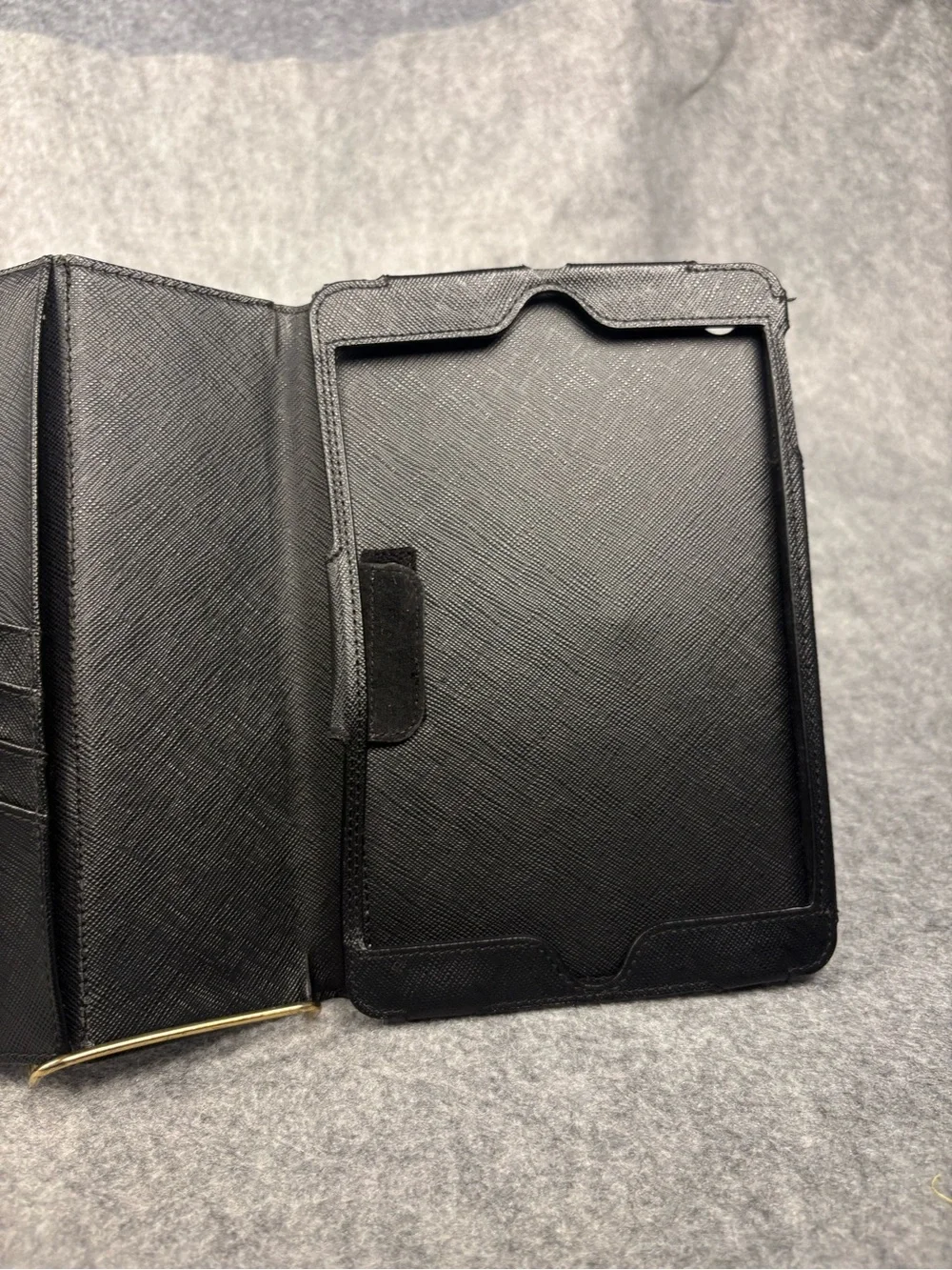 Michael Kors Black Saffiano Leather 9.7” iPad Folio Wallet Organizer